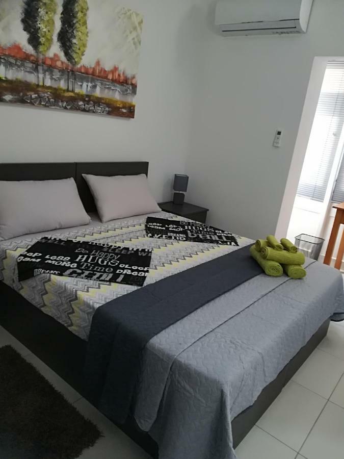 Luxury Apartment Close To Seafront Σλιέμα Εξωτερικό φωτογραφία